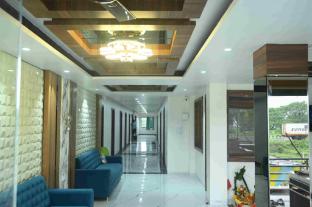 Hotel Radhika Grand,,5 star