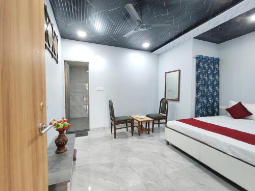 Samruddhi Villa,,3 star
