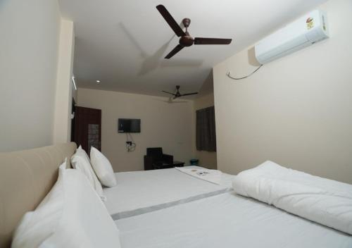 hotel ck grand