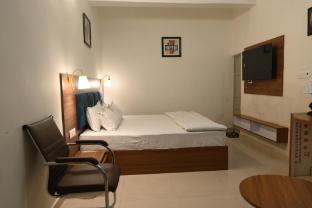 yamuna inn