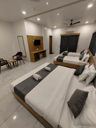 hotel amrut inn