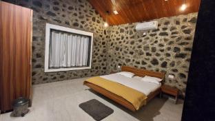 Jijau Farms And Resort ,,5 star