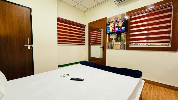 the leela villa stay nest