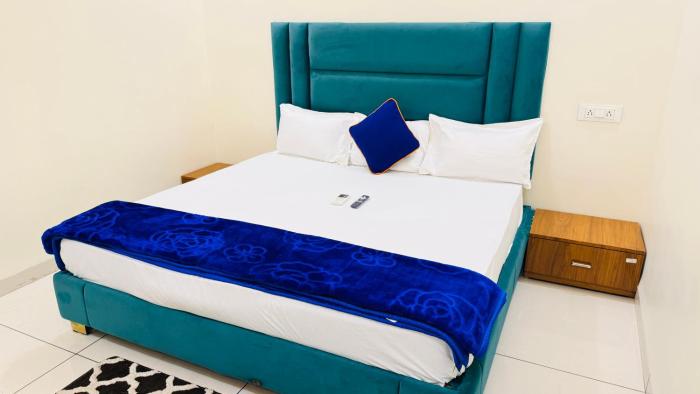 the leela villa stay nest