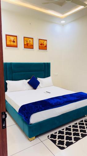 the leela villa stay nest