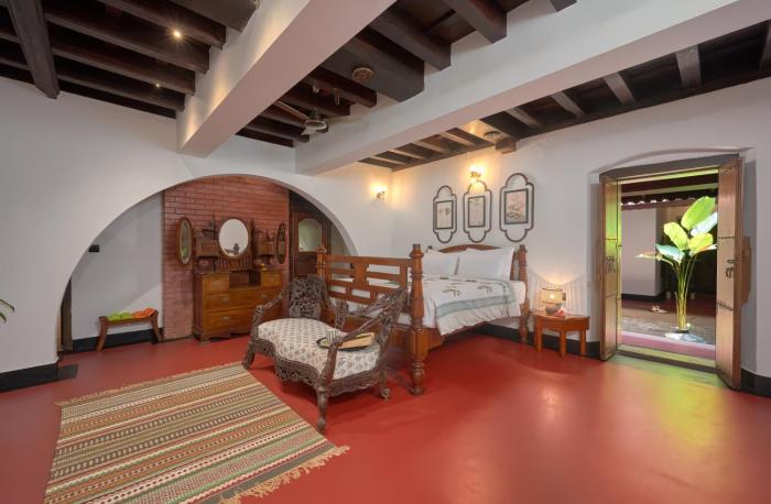 seclude karthika nivas thrissur