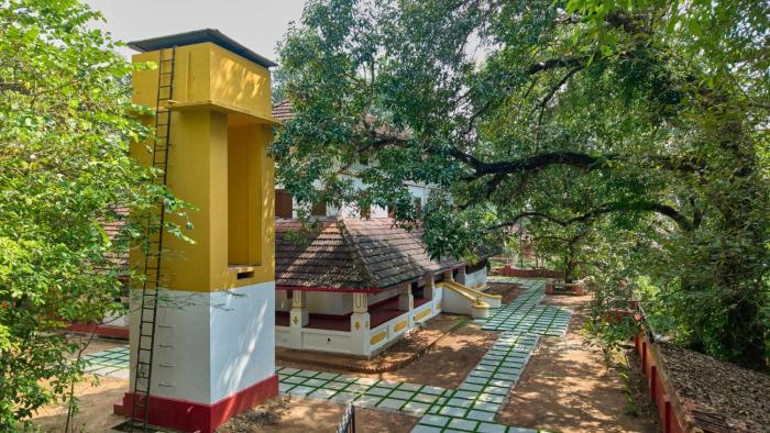 seclude karthika nivas thrissur