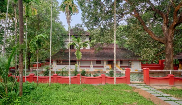seclude karthika nivas thrissur