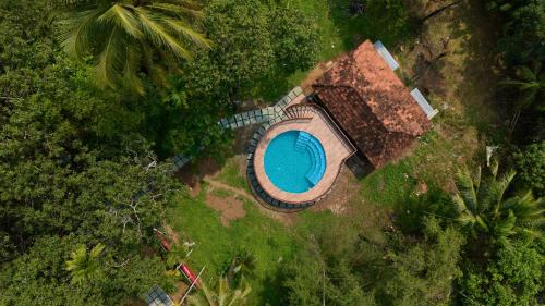 seclude karthika nivas thrissur