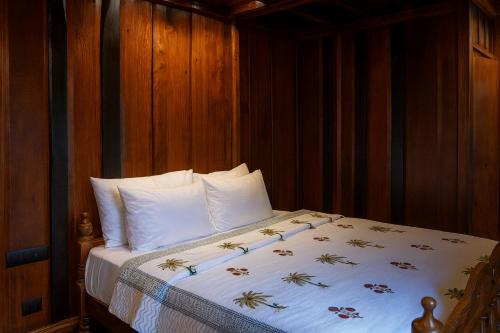 seclude karthika nivas thrissur