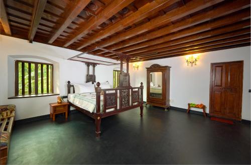 seclude karthika nivas thrissur