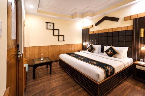 anandam near mall road