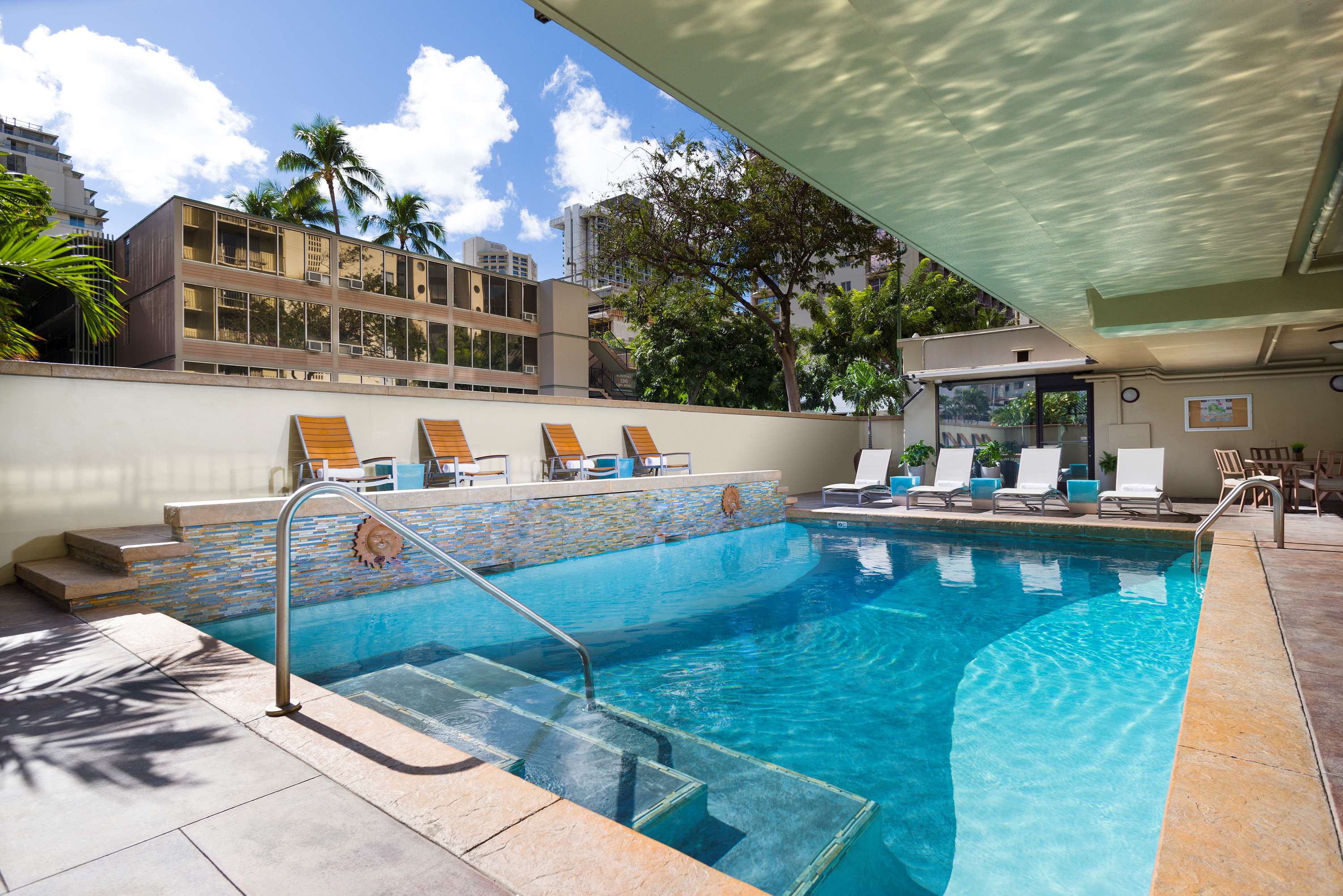 ohia waikiki studio suites