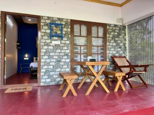 4elementis beach homestay