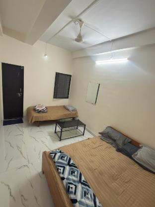 hotel madhav bhakta nivas