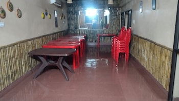 New Sri Guru Bhavan,,2 star