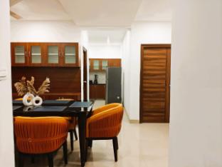 crescent stays banjara hills