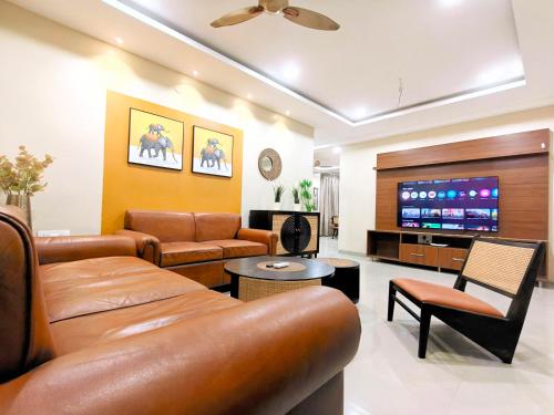 crescent stays banjara hills