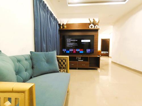 crescent stays banjara hills