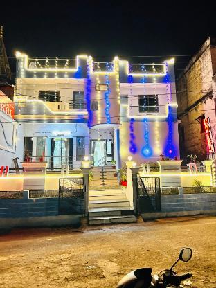 gokul hotel