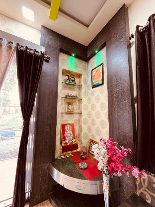 gokul hotel