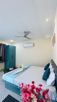 Gokul Hotel,,4 star