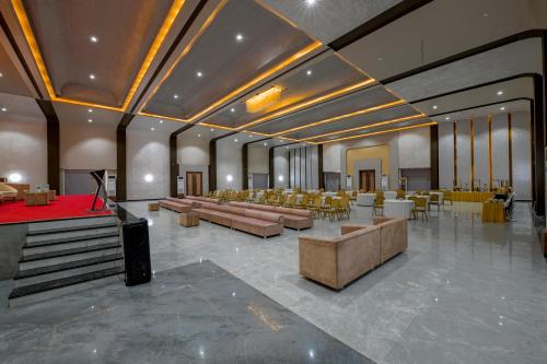 the bhagwati cottage and villa