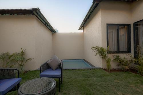 the bhagwati cottage and villa