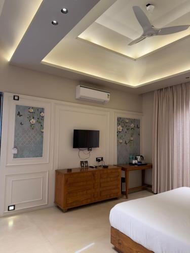 the bhagwati cottage and villa