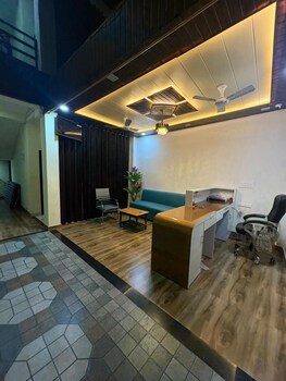 mahalaxmi guest house