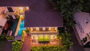 elivaas bellavie 3 bhk villa with private pool