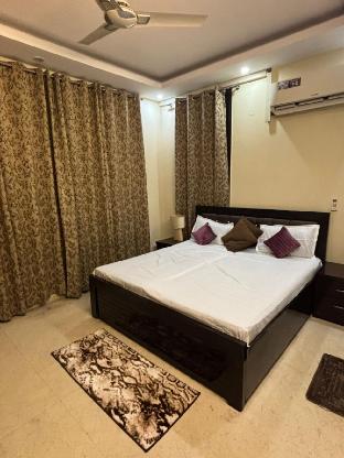 Shanti Sadan,,5 star