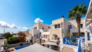 hotel thira