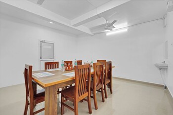 olive lakeview serviced apartments