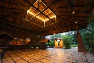 kings flora luxury organic farmresort