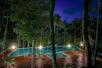 Kings Flora Luxury Organic Farmresort,,3 star