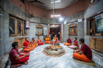 Omji Kailash Math - 15Min To Kashi Vishwanath Temple,,3 star