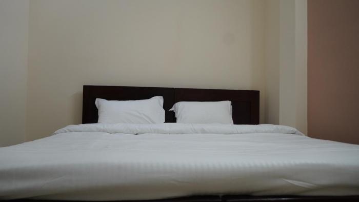heart of pondy service apartment