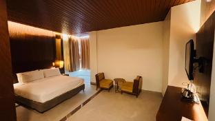 The Golden Tree Hotel Jaunpur,,5 star