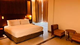 the golden tree hotel jaunpur