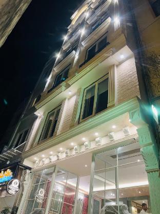 elegance inn