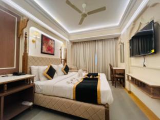 elegance inn