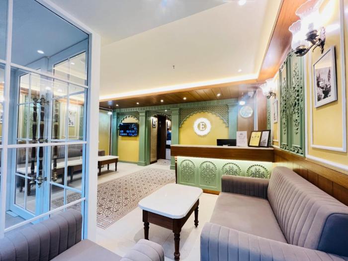 elegance inn