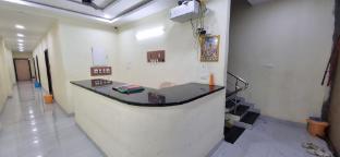 Sri Srinivasa Lodge,,2 star