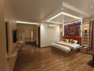 hotel anand continental
