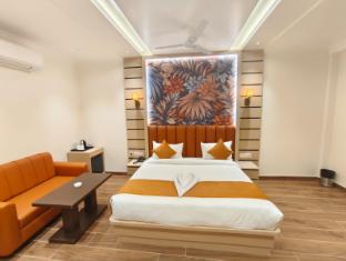 hotel anand continental