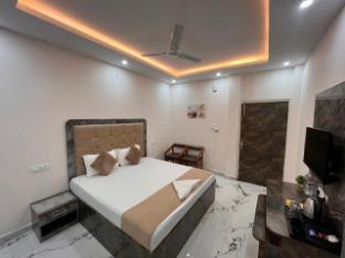 pepper stayz in ayodhya near ramjanmabhoomi