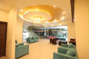 Hotel The Sea Valley Azure Gurugram,,5 star