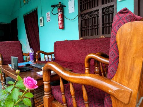 santosh lodge
