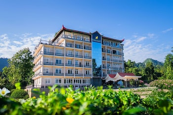 Papumpare Jungle Resort,,4 star